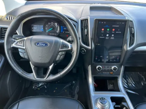 More photos of 2024 Ford Edge SEL at Zeigler Chrysler Dodge Jeep Ram of Grandville, MI