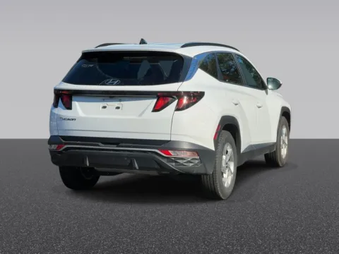 More photos of 2024 Hyundai Tucson SEL at Zeigler Chrysler Dodge Jeep Ram of Grandville, MI