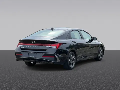 More photos of 2024 Hyundai Elantra Limited at Zeigler Chrysler Dodge Jeep Ram of Grandville, MI