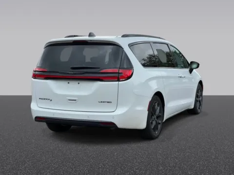 Another view of 2025 Chrysler Pacifica Limited for sale in Grandville, MI at Zeigler Chrysler Dodge Jeep Ram of Grandville