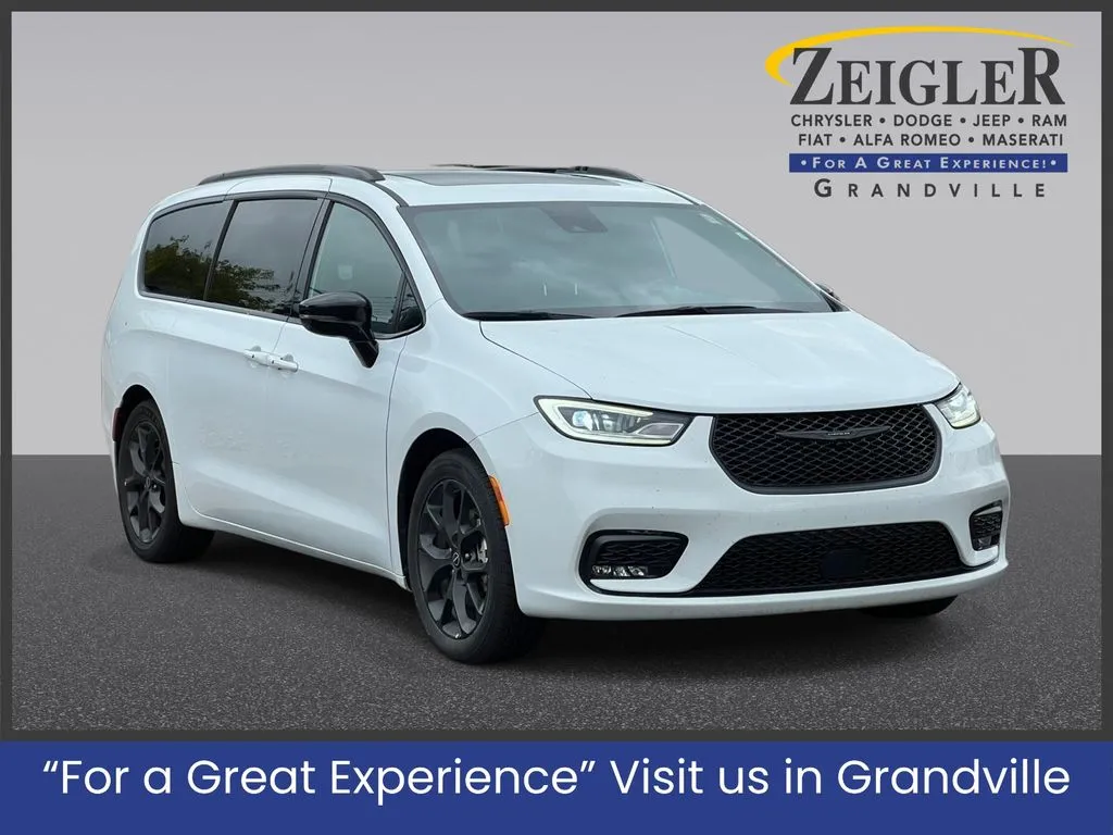 White 2025 Chrysler Pacifica Limited for sale in Grandville, MI