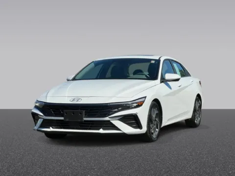 Photos of 2025 Hyundai Elantra SEL Convenience for sale in Grandville, MI at Zeigler Chrysler Dodge Jeep Ram of Grandville