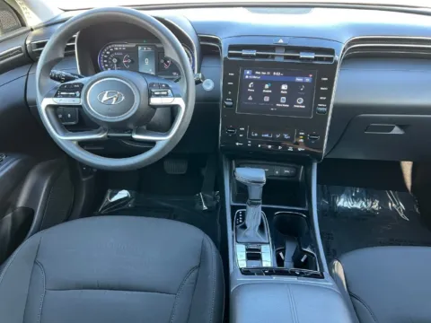 More photos of 2024 Hyundai Tucson SEL at Zeigler Chrysler Dodge Jeep Ram of Grandville, MI