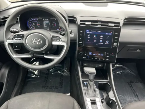 More photos of 2024 Hyundai Tucson SEL at Zeigler Chrysler Dodge Jeep Ram of Grandville, MI