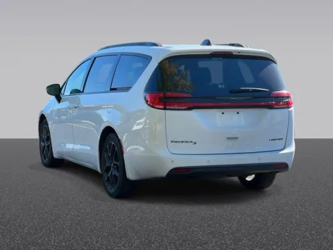 Another view of 2025 Chrysler Pacifica Limited for sale in Grandville, MI at Zeigler Chrysler Dodge Jeep Ram of Grandville