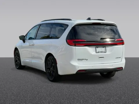 Another view of 2025 Chrysler Pacifica Limited for sale in Grandville, MI at Zeigler Chrysler Dodge Jeep Ram of Grandville