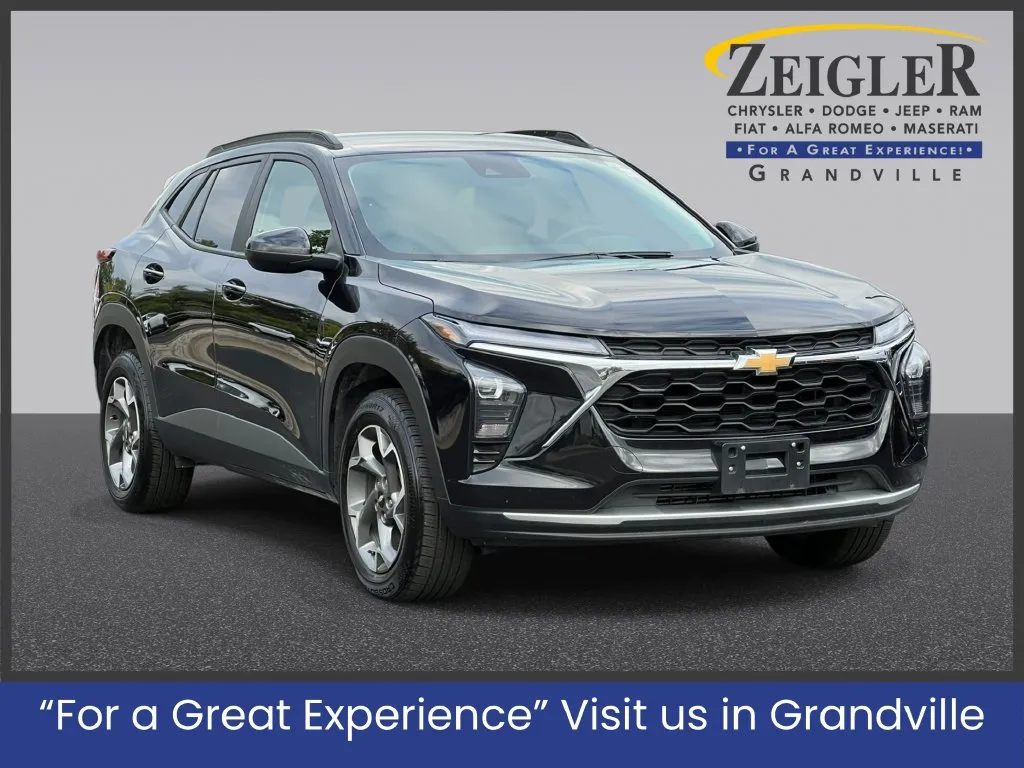 Black 2025 Chevrolet Trax LT for sale in Grandville, MI