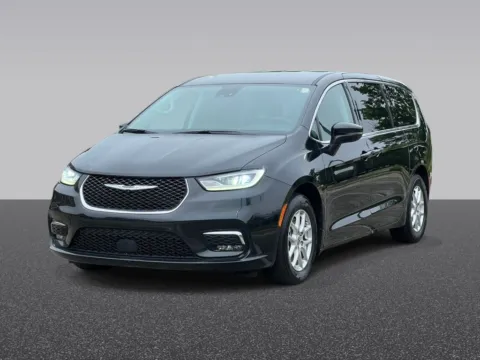 Photos of 2023 Chrysler Pacifica Touring L for sale in Grandville, MI at Zeigler Chrysler Dodge Jeep Ram of Grandville