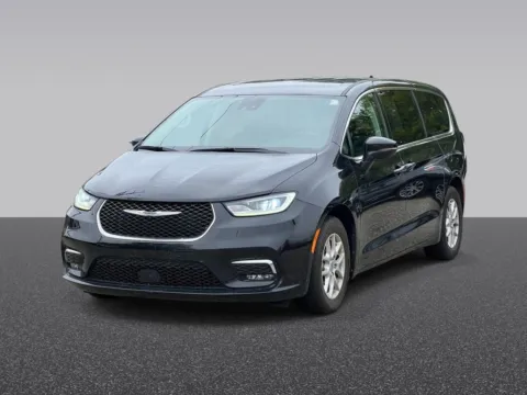 Photos of 2023 Chrysler Pacifica Touring L for sale in Grandville, MI at Zeigler Chrysler Dodge Jeep Ram of Grandville