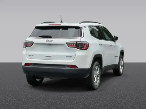 More photos of 2024 Jeep Compass Latitude at Zeigler Chrysler Dodge Jeep Ram of Grandville, MI