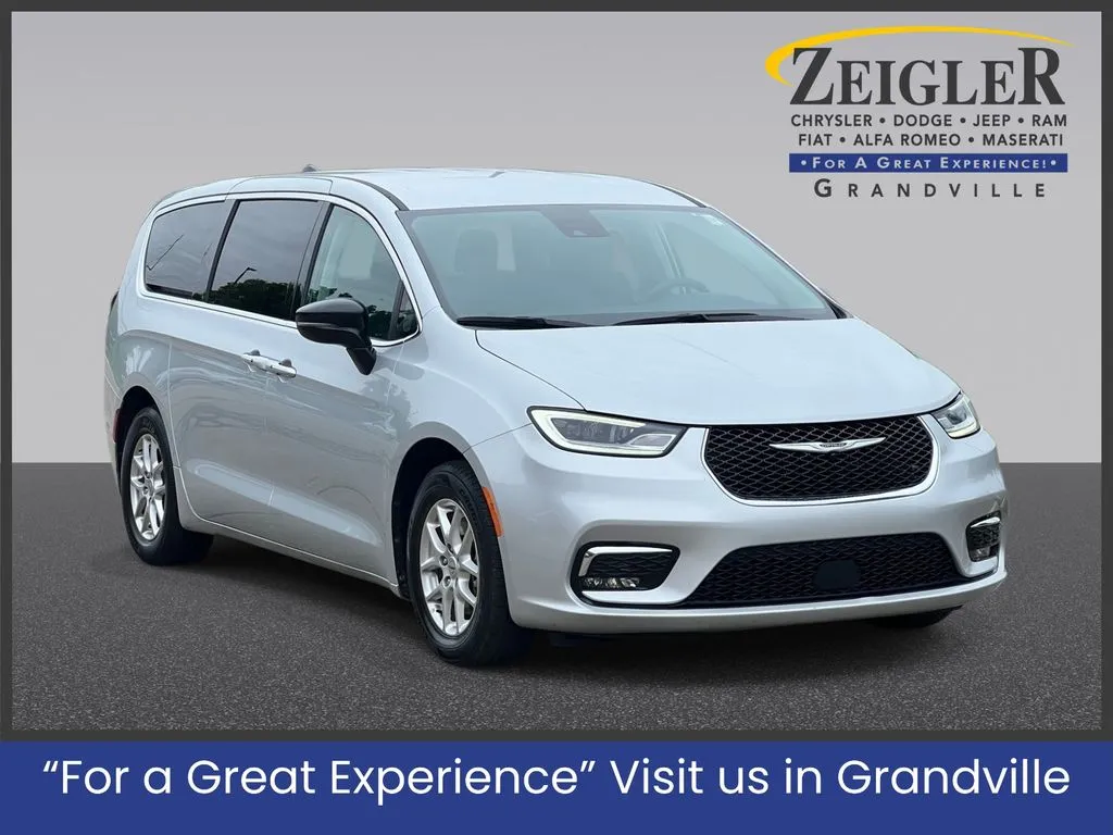 Silver 2024 Chrysler Pacifica Touring L for sale in Grandville, MI