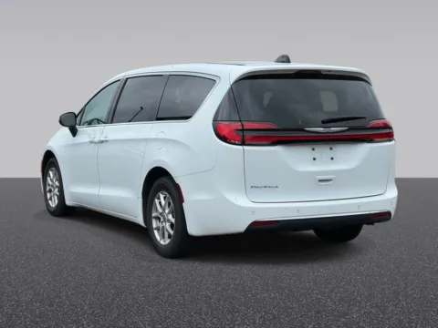 More photos of 2023 Chrysler Pacifica Touring L at Zeigler Chrysler Dodge Jeep Ram of Grandville, MI