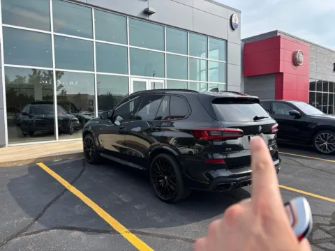 More photos of 2021 BMW X5 M50i at Zeigler Chrysler Dodge Jeep Ram of Grandville, MI