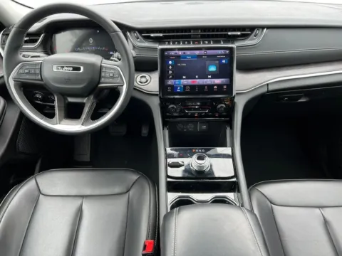 More photos of 2023 Jeep Grand Cherokee L Limited at Zeigler Chrysler Dodge Jeep Ram of Grandville, MI