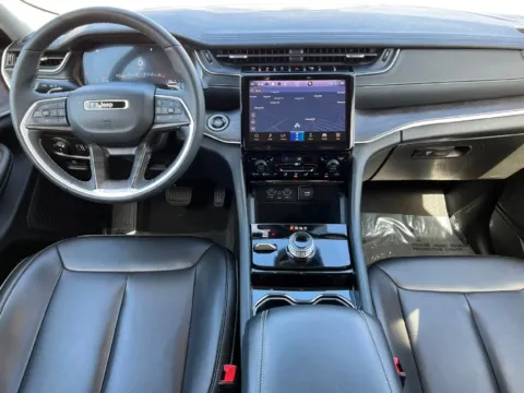 More photos of 2023 Jeep Grand Cherokee L Limited at Zeigler Chrysler Dodge Jeep Ram of Grandville, MI