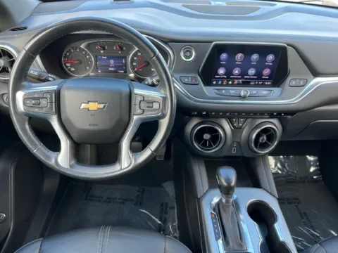 More photos of 2022 Chevrolet Blazer LT at Zeigler Chrysler Dodge Jeep Ram of Grandville, MI