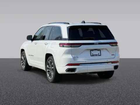 Another view of 2023 Jeep Grand Cherokee Overland for sale in Grandville, MI at Zeigler Chrysler Dodge Jeep Ram of Grandville