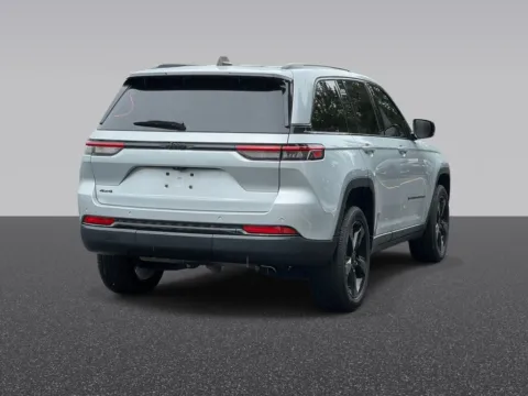 More photos of 2023 Jeep Grand Cherokee Altitude X at Zeigler Chrysler Dodge Jeep Ram of Grandville, MI