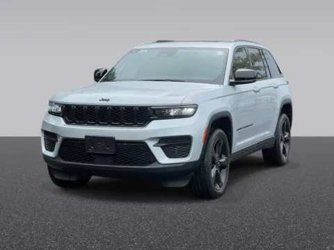 Photos of 2023 Jeep Grand Cherokee Altitude X for sale in Grandville, MI at Zeigler Chrysler Dodge Jeep Ram of Grandville