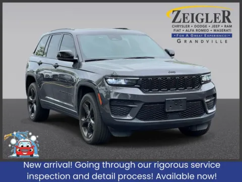 Gray 2023 Jeep Grand Cherokee Altitude X for sale in Grandville, MI