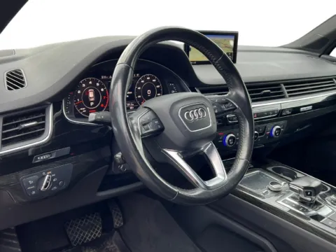More photos of 2017 Audi Q7 3.0T Premium Plus at Zeigler Chrysler Dodge Jeep Ram of Grandville, MI