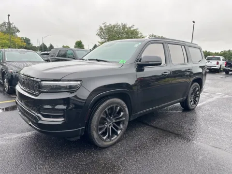 More photos of 2023 Jeep Grand Wagoneer Series II at Zeigler Chrysler Dodge Jeep Ram of Grandville, MI