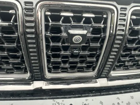 More photos of 2023 Jeep Grand Wagoneer Series II at Zeigler Chrysler Dodge Jeep Ram of Grandville, MI