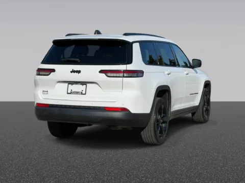 More photos of 2023 Jeep Grand Cherokee L Altitude X at Zeigler Chrysler Dodge Jeep Ram of Grandville, MI