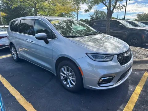 Photos of 2023 Chrysler Pacifica Touring L for sale in Grandville, MI at Zeigler Chrysler Dodge Jeep Ram of Grandville