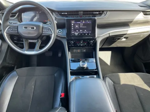 More photos of 2023 Jeep Grand Cherokee L Altitude at Zeigler Chrysler Dodge Jeep Ram of Grandville, MI