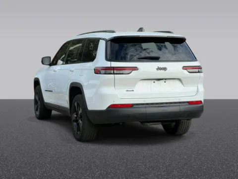 Another view of 2023 Jeep Grand Cherokee L Altitude for sale in Grandville, MI at Zeigler Chrysler Dodge Jeep Ram of Grandville