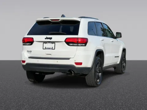More photos of 2018 Jeep Grand Cherokee Laredo at Zeigler Chrysler Dodge Jeep Ram of Grandville, MI