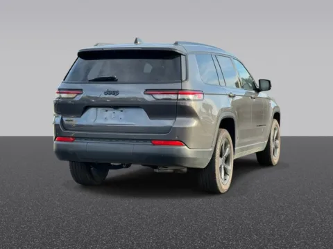 More photos of 2023 Jeep Grand Cherokee L Altitude X at Zeigler Chrysler Dodge Jeep Ram of Grandville, MI