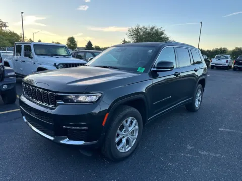 More photos of 2023 Jeep Grand Cherokee L Limited at Zeigler Chrysler Dodge Jeep Ram of Grandville, MI