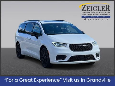 White 2025 Chrysler Pacifica Limited for sale in Grandville, MI