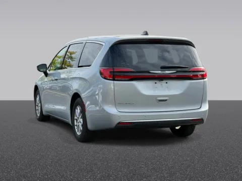 Another view of 2026 Chrysler Pacifica Select for sale in Grandville, MI at Zeigler Chrysler Dodge Jeep Ram of Grandville