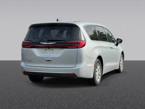 More photos of 2026 Chrysler Pacifica Select at Zeigler Chrysler Dodge Jeep Ram of Grandville, MI