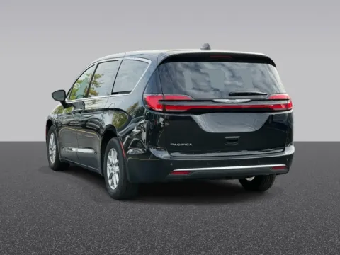 Another view of 2026 Chrysler Pacifica Select for sale in Grandville, MI at Zeigler Chrysler Dodge Jeep Ram of Grandville