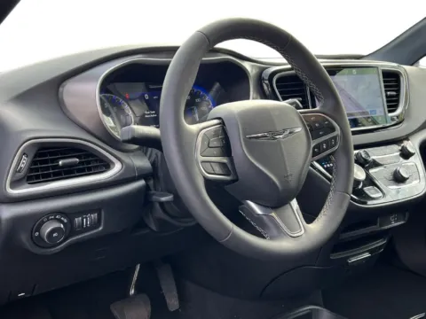More photos of 2026 Chrysler Pacifica Select at Zeigler Chrysler Dodge Jeep Ram of Grandville, MI