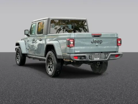 More photos of 2024 Jeep Gladiator Willys at Zeigler Chrysler Dodge Jeep Ram of Grandville, MI