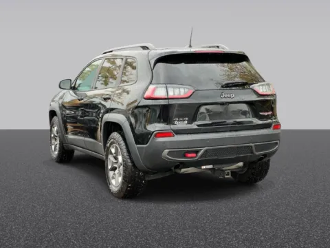 More photos of 2019 Jeep Cherokee Trailhawk at Zeigler Chrysler Dodge Jeep Ram of Grandville, MI