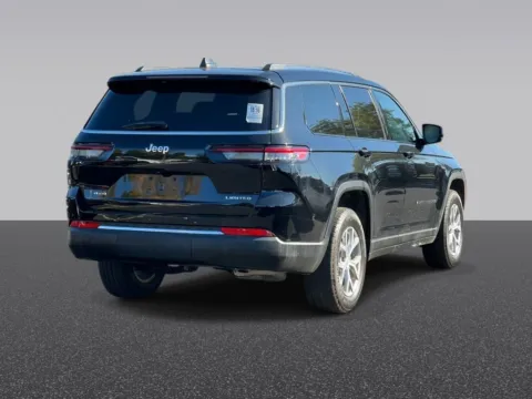 More photos of 2023 Jeep Grand Cherokee L Limited at Zeigler Chrysler Dodge Jeep Ram of Grandville, MI