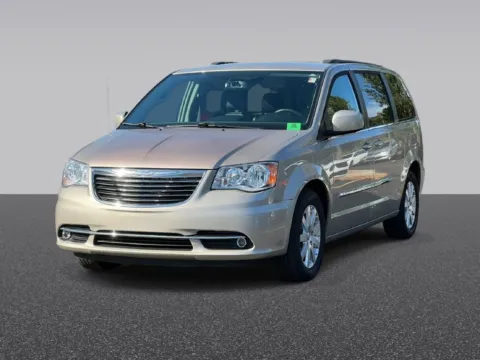 Photos of 2016 Chrysler Town & Country Touring for sale in Grandville, MI at Zeigler Chrysler Dodge Jeep Ram of Grandville