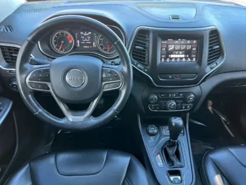 More photos of 2019 Jeep Cherokee Latitude Plus at Zeigler Chrysler Dodge Jeep Ram of Grandville, MI