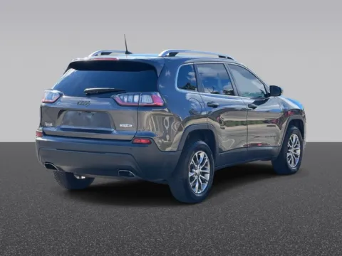 More photos of 2019 Jeep Cherokee Latitude Plus at Zeigler Chrysler Dodge Jeep Ram of Grandville, MI