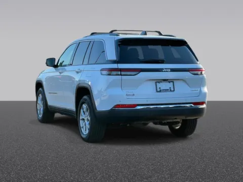 Another view of 2023 Jeep Grand Cherokee Limited for sale in Grandville, MI at Zeigler Chrysler Dodge Jeep Ram of Grandville
