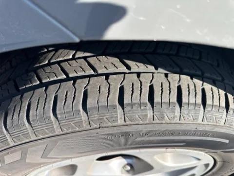 More photos of 2023 Chrysler Pacifica Limited at Zeigler Chrysler Dodge Jeep Ram of Grandville, MI