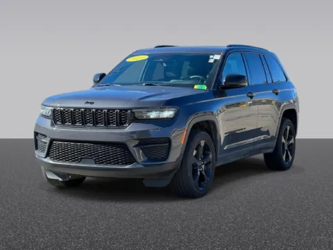 Photos of 2024 Jeep Grand Cherokee Altitude X for sale in Grandville, MI at Zeigler Chrysler Dodge Jeep Ram of Grandville