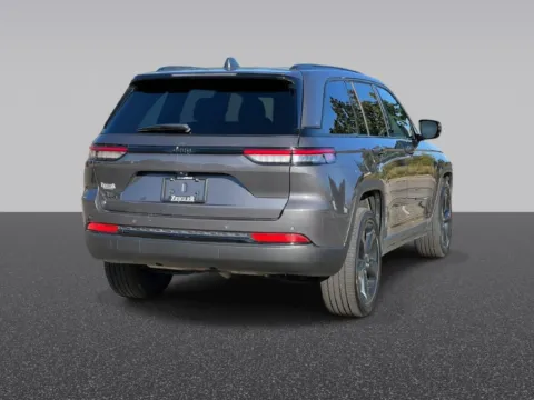Another view of 2024 Jeep Grand Cherokee Altitude X for sale in Grandville, MI at Zeigler Chrysler Dodge Jeep Ram of Grandville