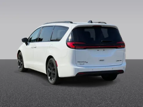Another view of 2025 Chrysler Pacifica Limited for sale in Grandville, MI at Zeigler Chrysler Dodge Jeep Ram of Grandville